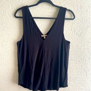 Bordeaux Black V-neck top